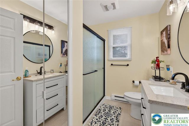 2716 Division Street, Palmer Twp, PA 18045