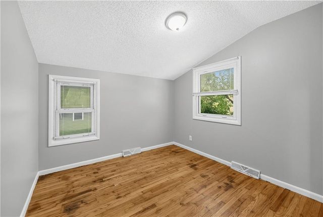 11209 Marsh Avenue, Kansas City, MO 64134