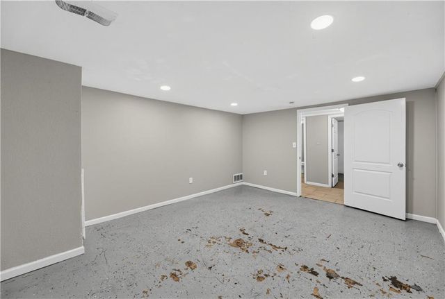 11209 Marsh Avenue, Kansas City, MO 64134