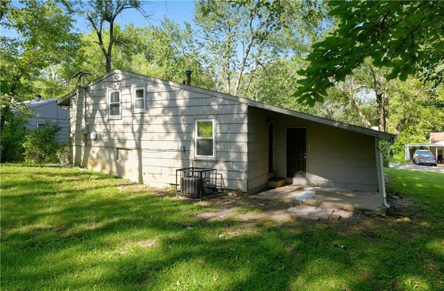 11209 Marsh Avenue, Kansas City, MO 64134