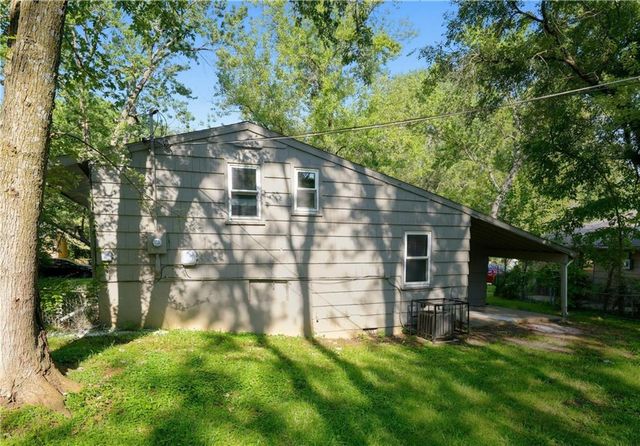 11209 Marsh Avenue, Kansas City, MO 64134