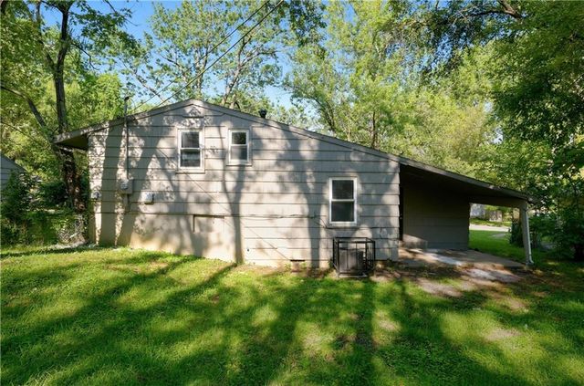11209 Marsh Avenue, Kansas City, MO 64134
