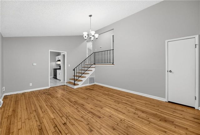 11209 Marsh Avenue, Kansas City, MO 64134