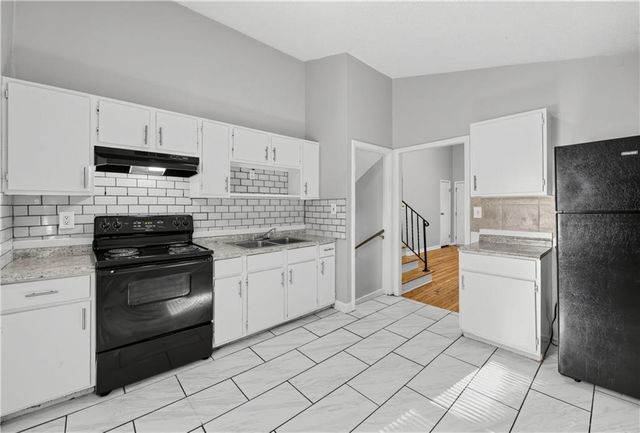 11209 Marsh Avenue, Kansas City, MO 64134