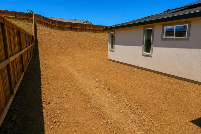 2330 Briar Meadow Cir, Auburn, CA 95603