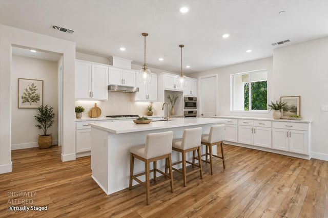 2330 Briar Meadow Cir, Auburn, CA 95603