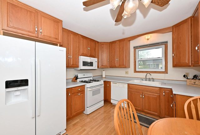 1605 Williams AVENUE, South Milwaukee, WI 53172