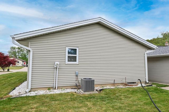 1605 Williams AVENUE, South Milwaukee, WI 53172