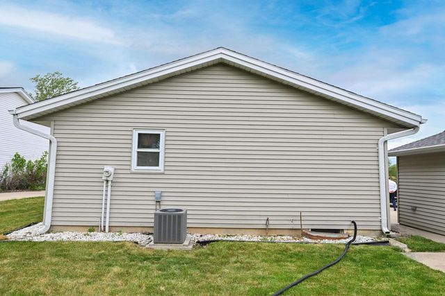 1605 Williams AVENUE, South Milwaukee, WI 53172