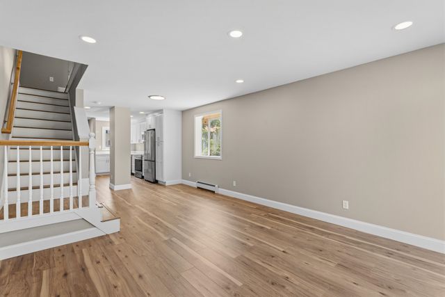 9 Kimberly Drive, Merrimack, NH 03054
