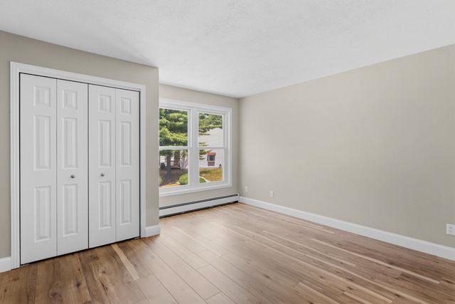 9 Kimberly Drive, Merrimack, NH 03054