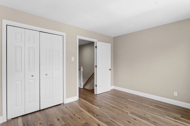9 Kimberly Drive, Merrimack, NH 03054