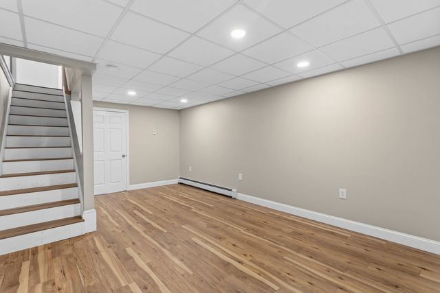 9 Kimberly Drive, Merrimack, NH 03054