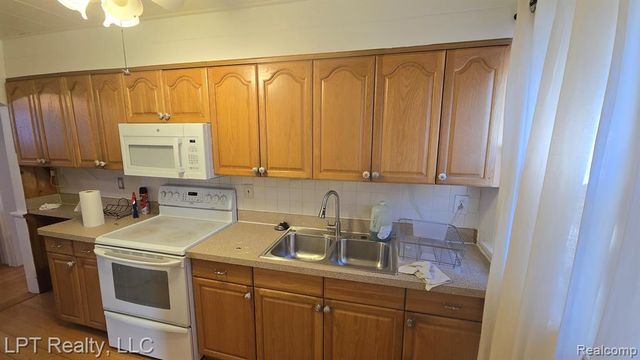 1731 Beaufield Street, Ferndale, MI 48220