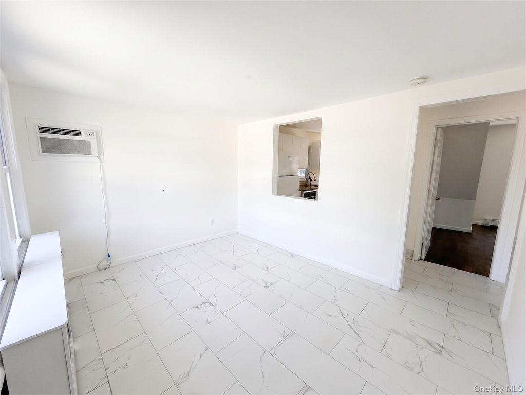 196 Old Sunrise Highway, Massapequa, NY 11758 — photo 3