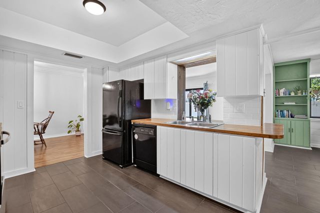 308 SE 2nd Street, Deerfield Beach, FL 33441