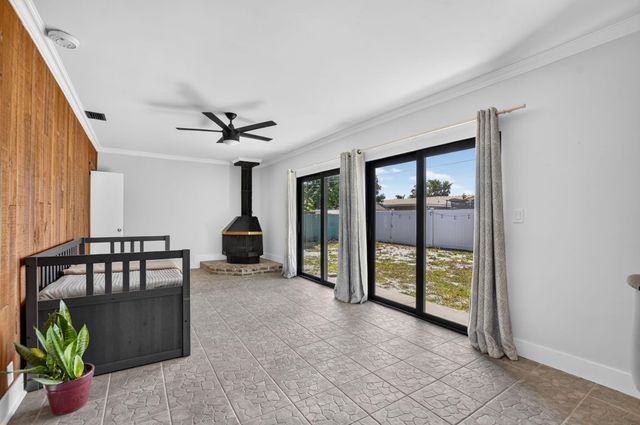 308 SE 2nd Street, Deerfield Beach, FL 33441