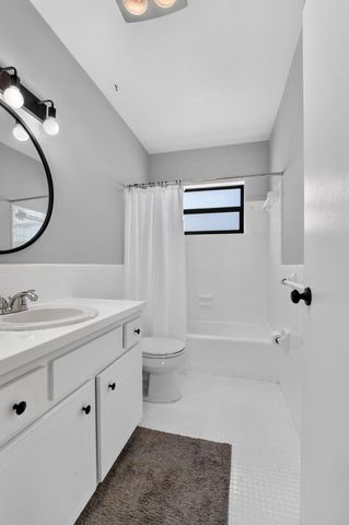 308 SE 2nd Street, Deerfield Beach, FL 33441