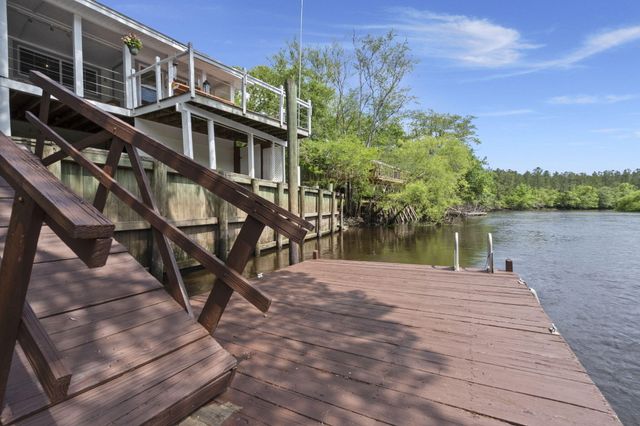 8487 Parkers Ferry Road, Adams Run, SC 29426