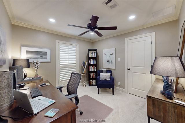 1003 Rose Circle, College Station, TX 77840