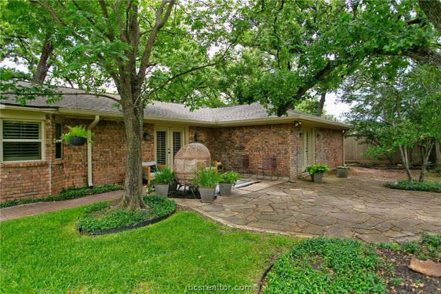 1003 Rose Circle, College Station, TX 77840