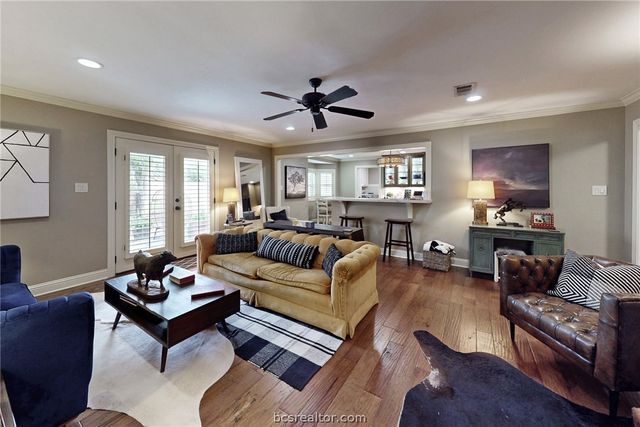 1003 Rose Circle, College Station, TX 77840