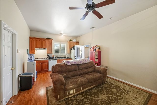 3200 Peggy Avenue, Pahrump, NV 89048