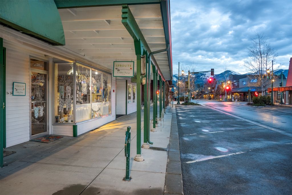 214, 216, 218 Central Avenue, Whitefish, MT 59937 photo 4
