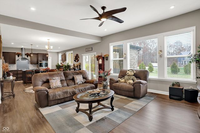 16170 Portage Trail Lane, Fishers, IN 46040