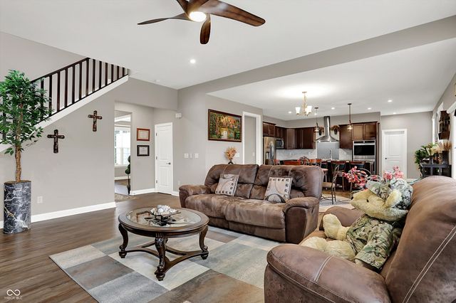 16170 Portage Trail Lane, Fishers, IN 46040