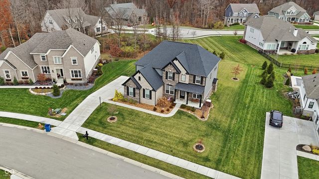 16170 Portage Trail Lane, Fishers, IN 46040