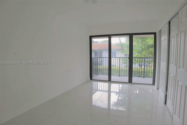 4271 NW 11th St 4, Miami, FL 33126
