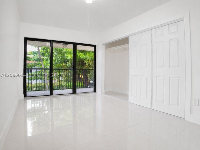 4271 NW 11th St 4, Miami, FL 33126
