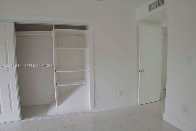 4271 NW 11th St 4, Miami, FL 33126