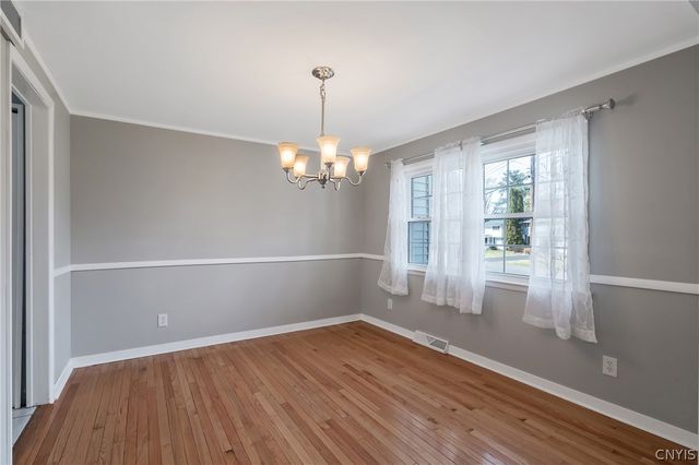 131 Sagamore Drive South, Clay, NY 13090