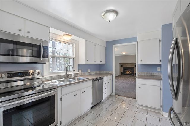 131 Sagamore Drive South, Clay, NY 13090