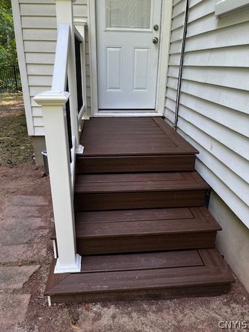 131 Sagamore Drive South, Clay, NY 13090