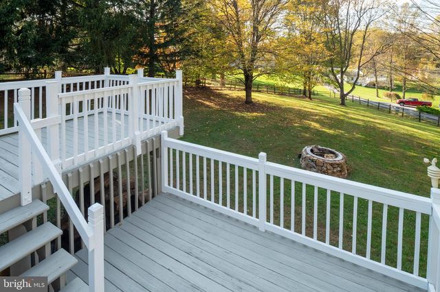 1060 COLLINS AVE, Eldersburg, MD 21784