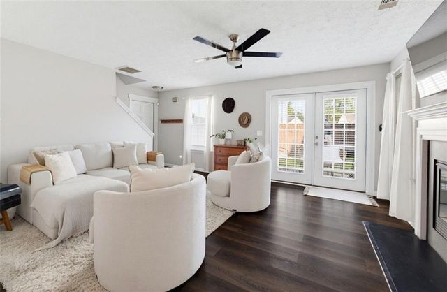 179 Oak Grove Place, Acworth, GA 30102