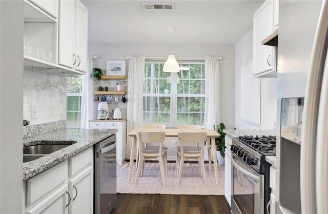 179 Oak Grove Place, Acworth, GA 30102