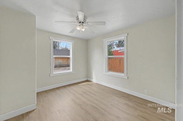 215 Shoshone, Nampa, ID 83651