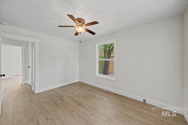 215 Shoshone, Nampa, ID 83651
