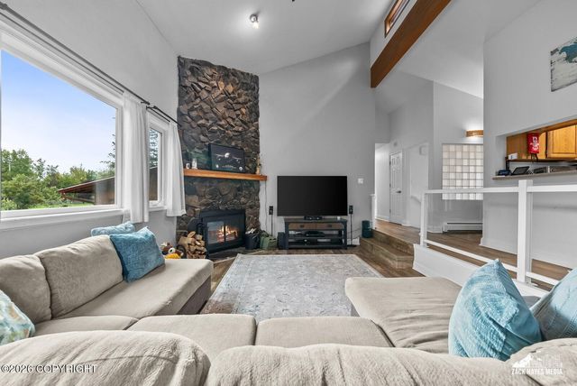 3084 Bettles Bay Loop, Anchorage, AK 99515