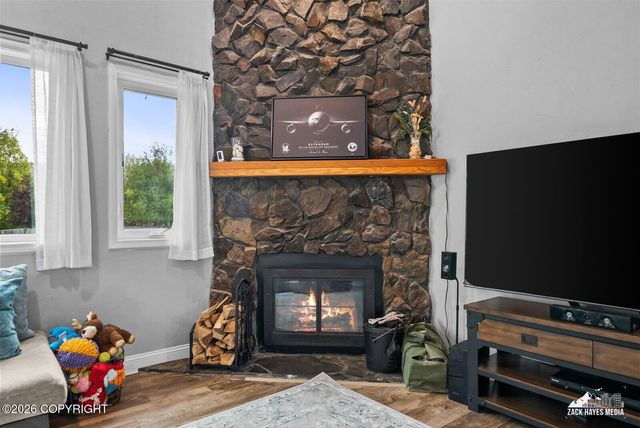 3084 Bettles Bay Loop, Anchorage, AK 99515