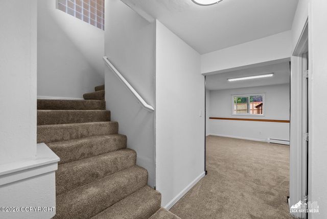3084 Bettles Bay Loop, Anchorage, AK 99515