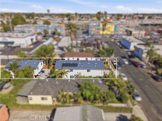 525 W 85th Street, Los Angeles, CA 90044