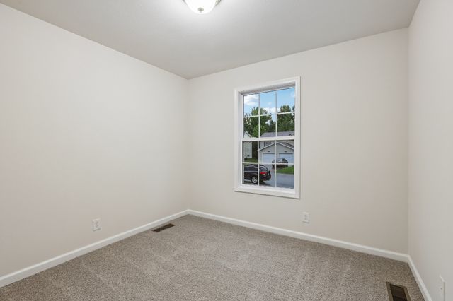 246 Senator Dr, Clarksville, TN 37042