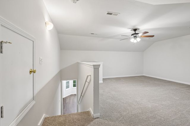 246 Senator Dr, Clarksville, TN 37042