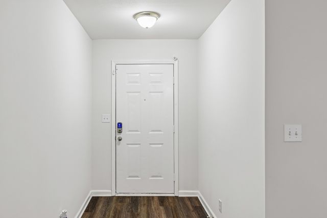 246 Senator Dr, Clarksville, TN 37042