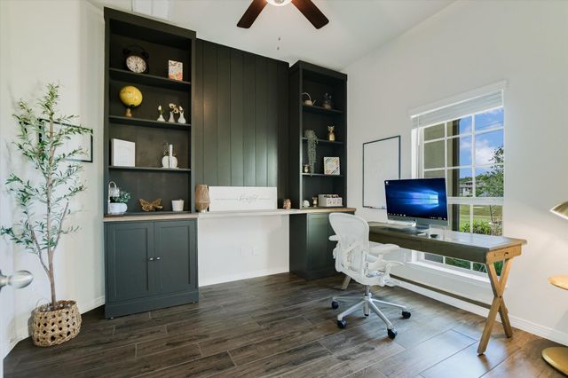 1861 Nature View LOOP, Driftwood, TX 78619